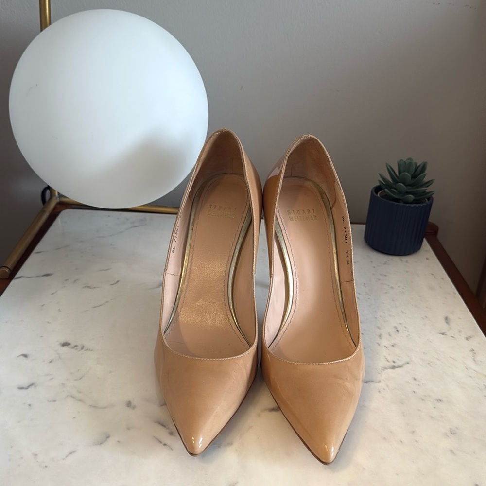 Stuart Weitzman pointed toe pumps beige